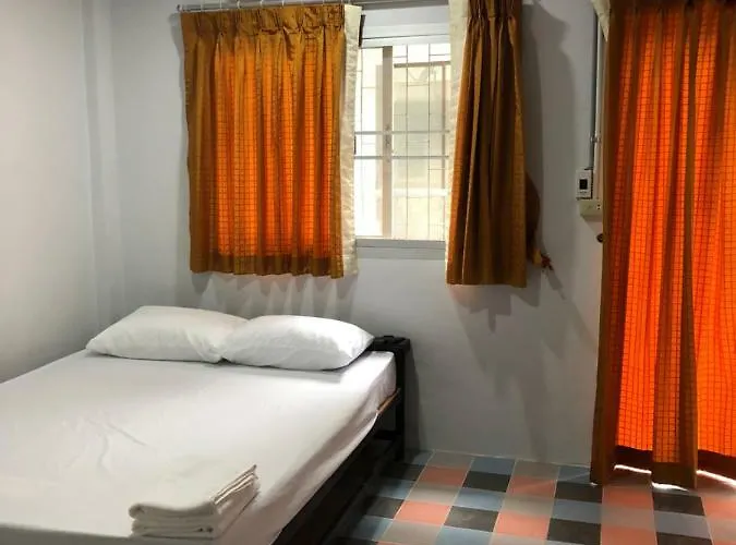Baan Khun Noo * Bangkok